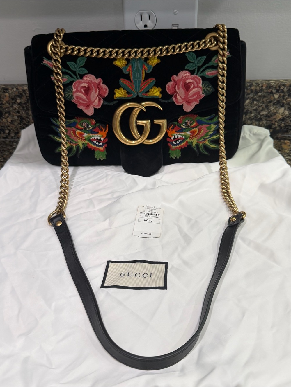 Gucci 110 th anniversary Black Velvet Dionysus Embroidered Shoulder Bag - Picture 2 of 13
